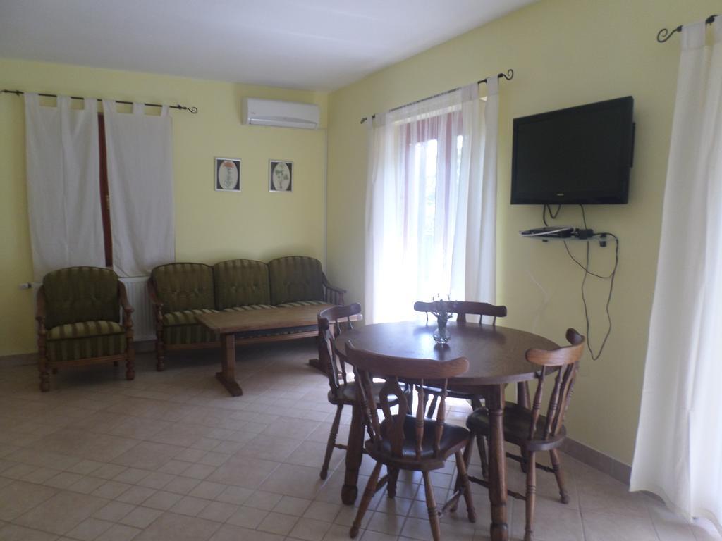 Apartment Jana Štinjan Kültér fotó